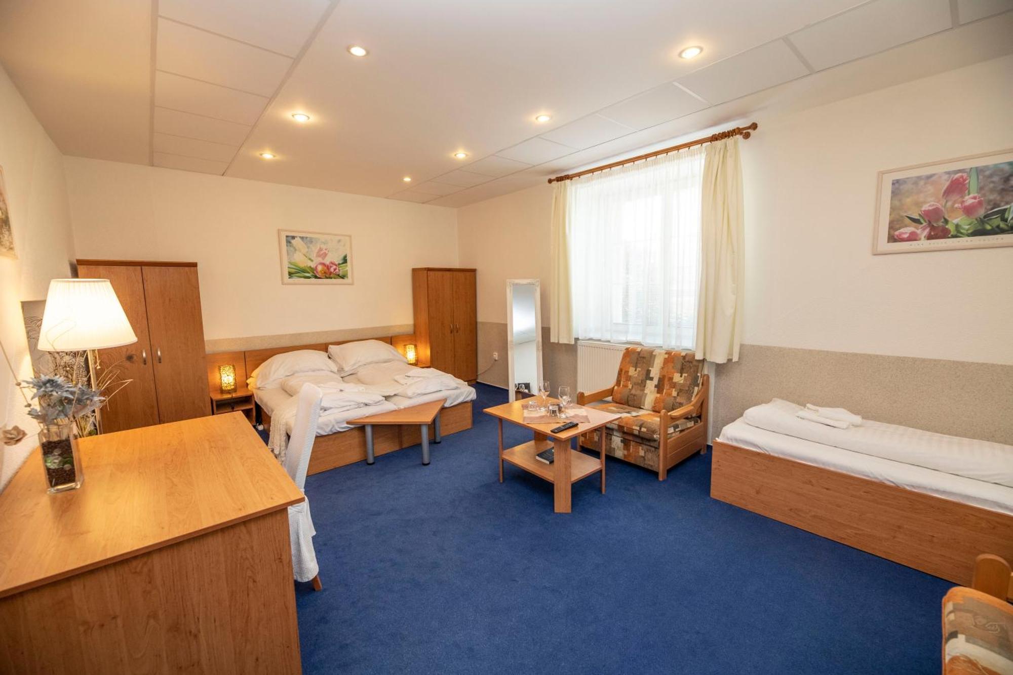 Hotel Allvet Drnovice  Dış mekan fotoğraf