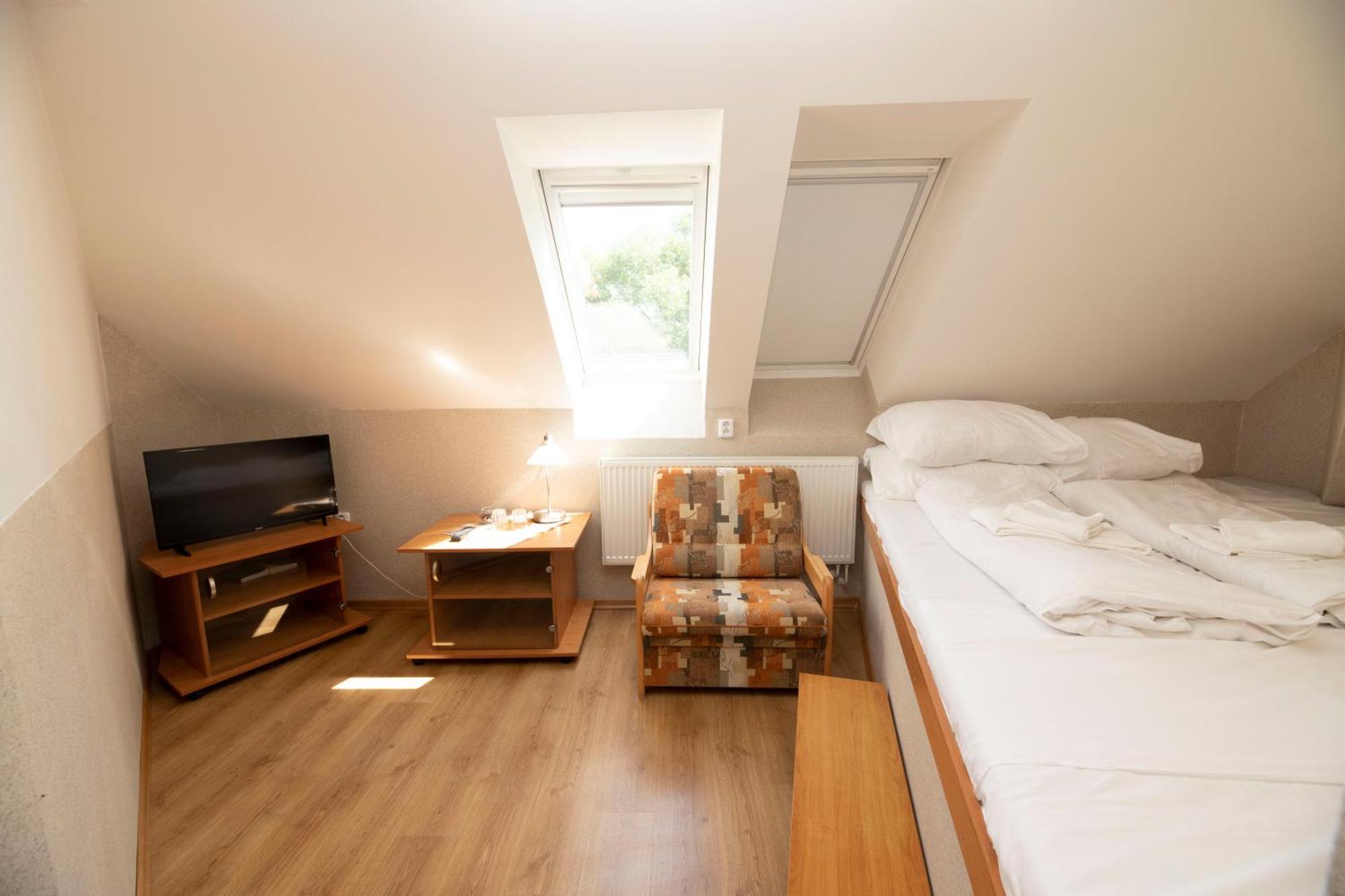 Hotel Allvet Drnovice  Dış mekan fotoğraf