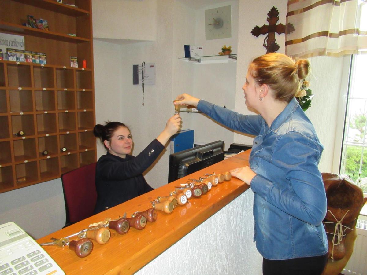 Hotel Allvet Drnovice  Dış mekan fotoğraf